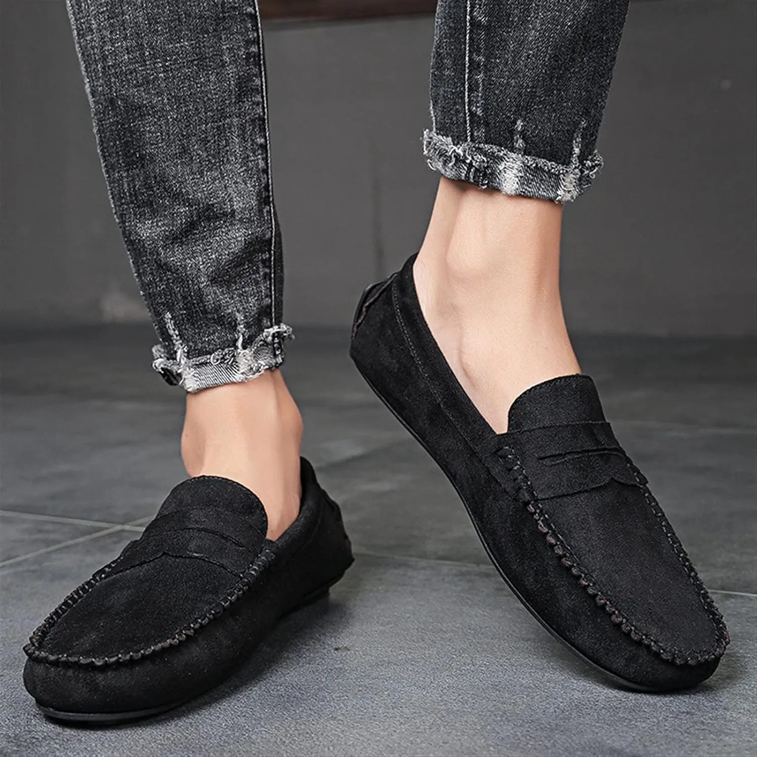 Easy to Put and Remove Driving Moccasins for Men Suede Vamp Penny Loafer Stitching Details Round Toe Comfortable Flexible Resistant Casual Slip On for All Occasions