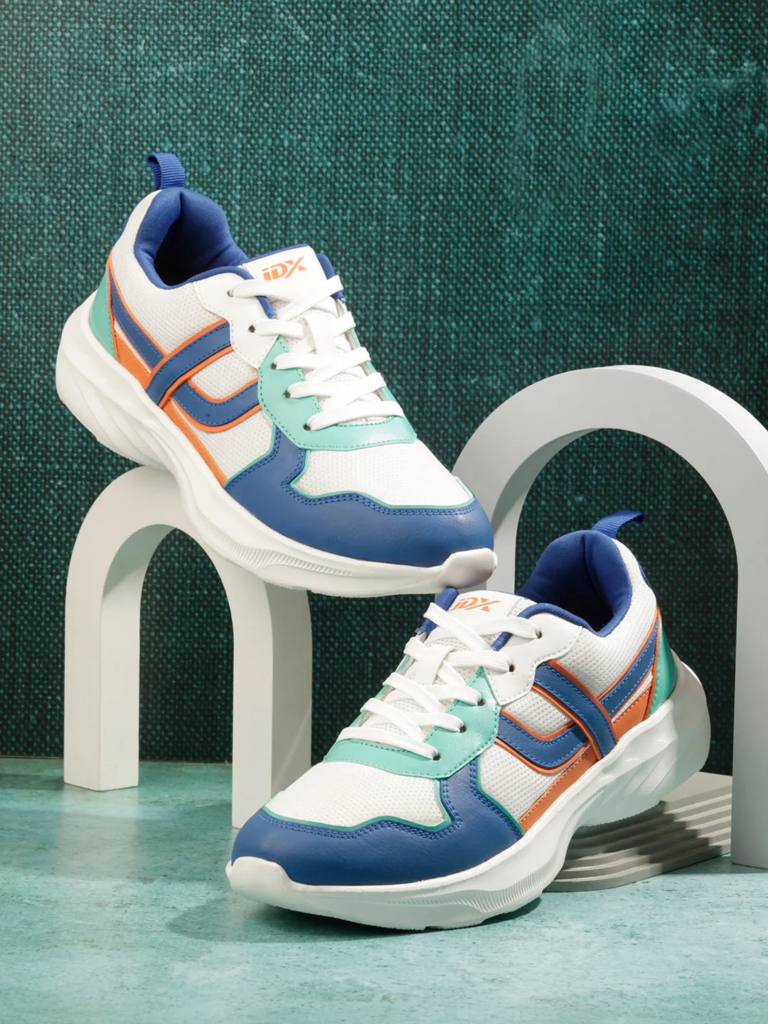 Men's Colourblocked White Lace Up Sneakers (IX7129)