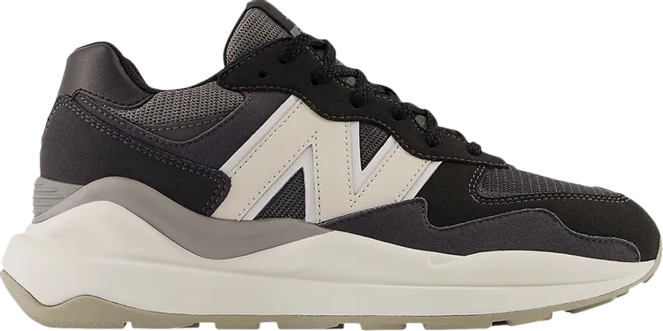 New Balance 57/40 Big Kid Wide 'Black Moonbeam' Sneakers, black