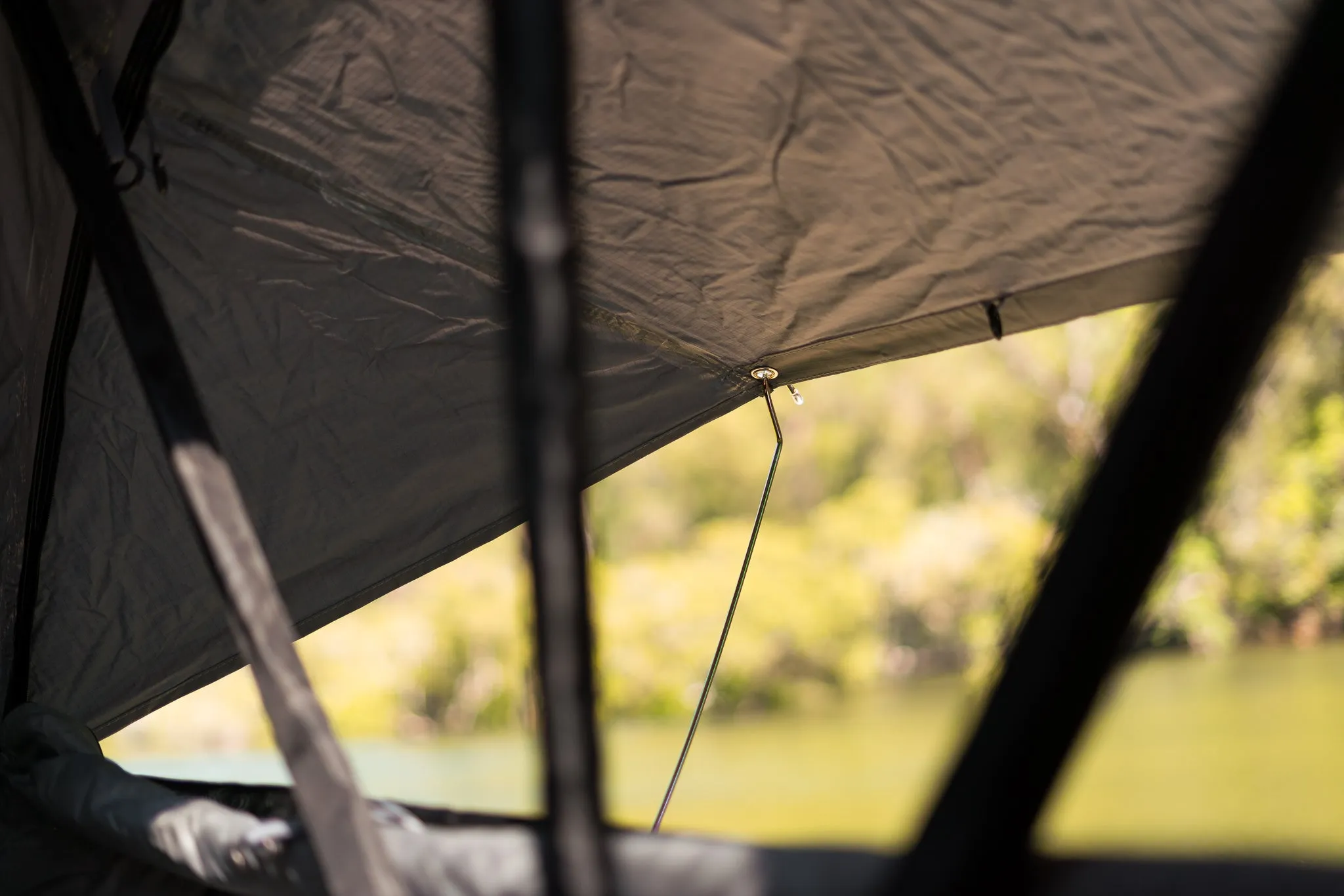 ST2200 - Roof Top Tent