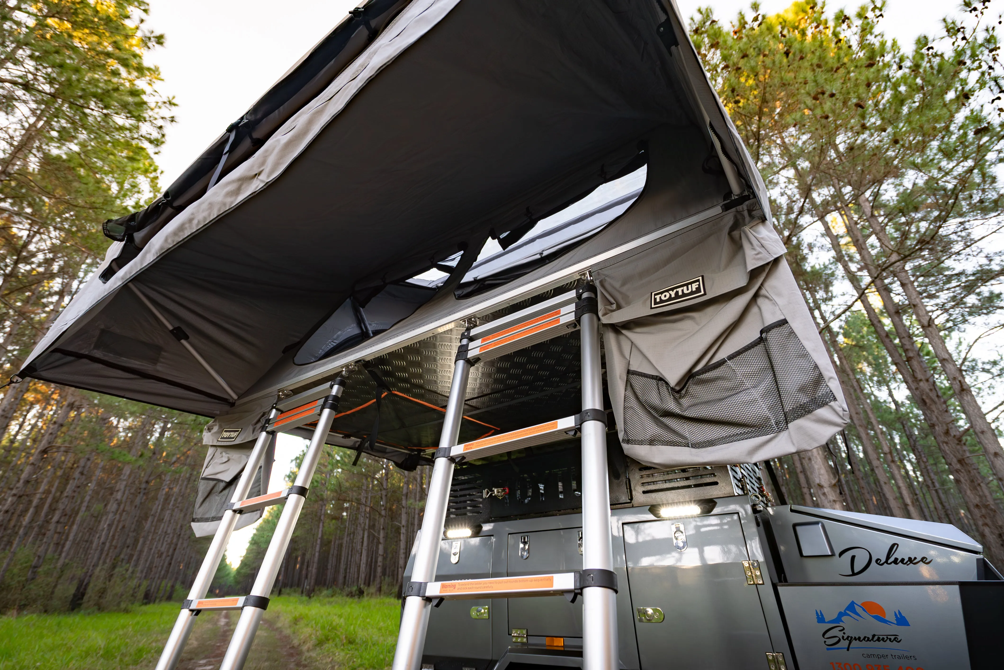 ST2200 - Roof Top Tent