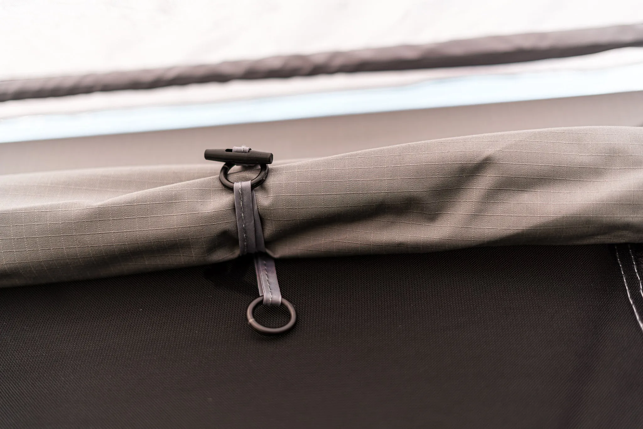 ST2200 - Roof Top Tent